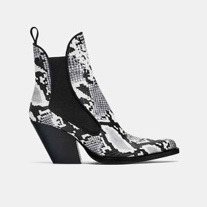 Zara Snakeskin Western Boots Size 37 US 6.5 Black White Cowboy Slip On